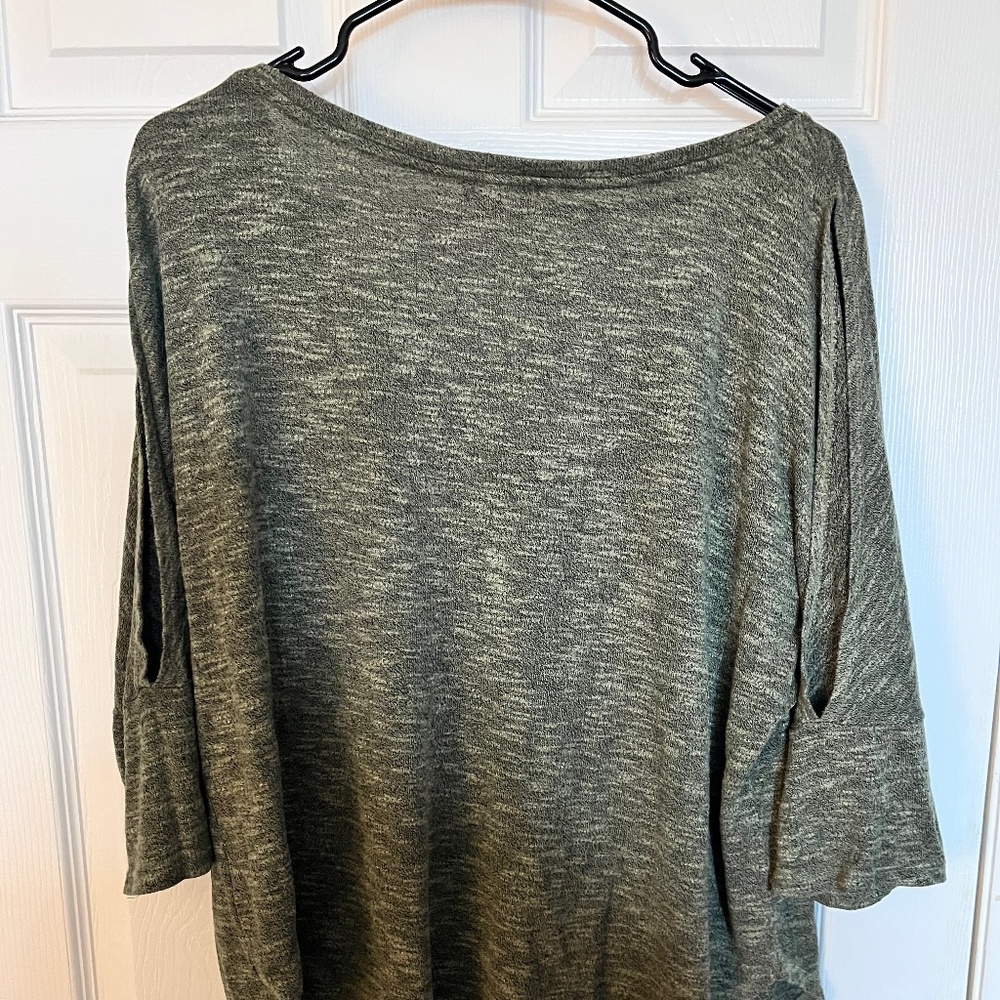 Massimo Cold Shoulder Top